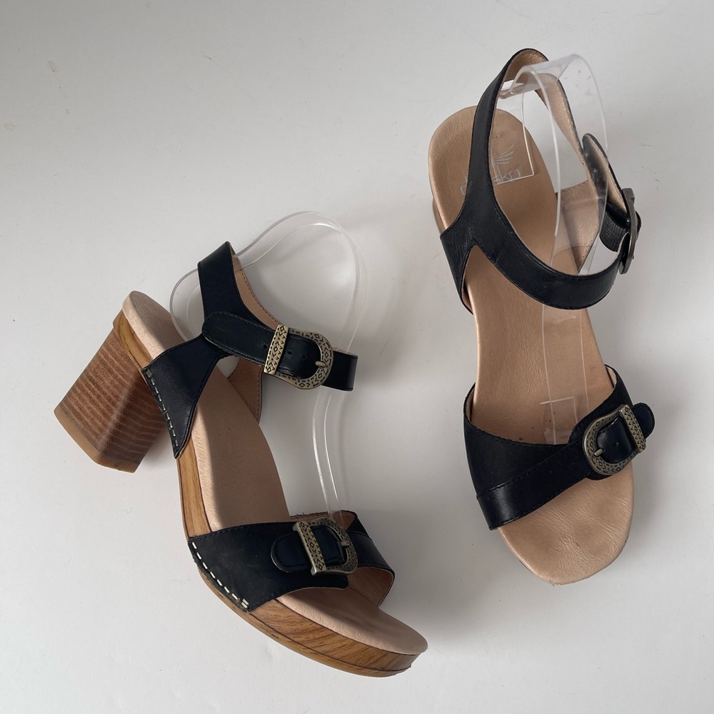 Dansko Anna Block Heel‎ Sandal Black Leather 40